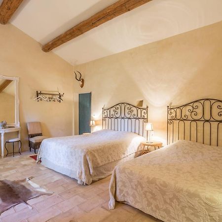 La Maison Des Artistes Menerbes Bagian luar foto